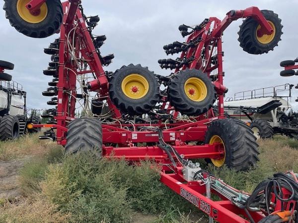 2018 Bourgault 3320-76