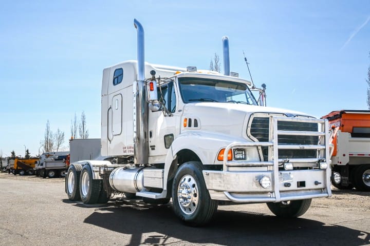 2006 Sterling AT9500 Highway Tractor