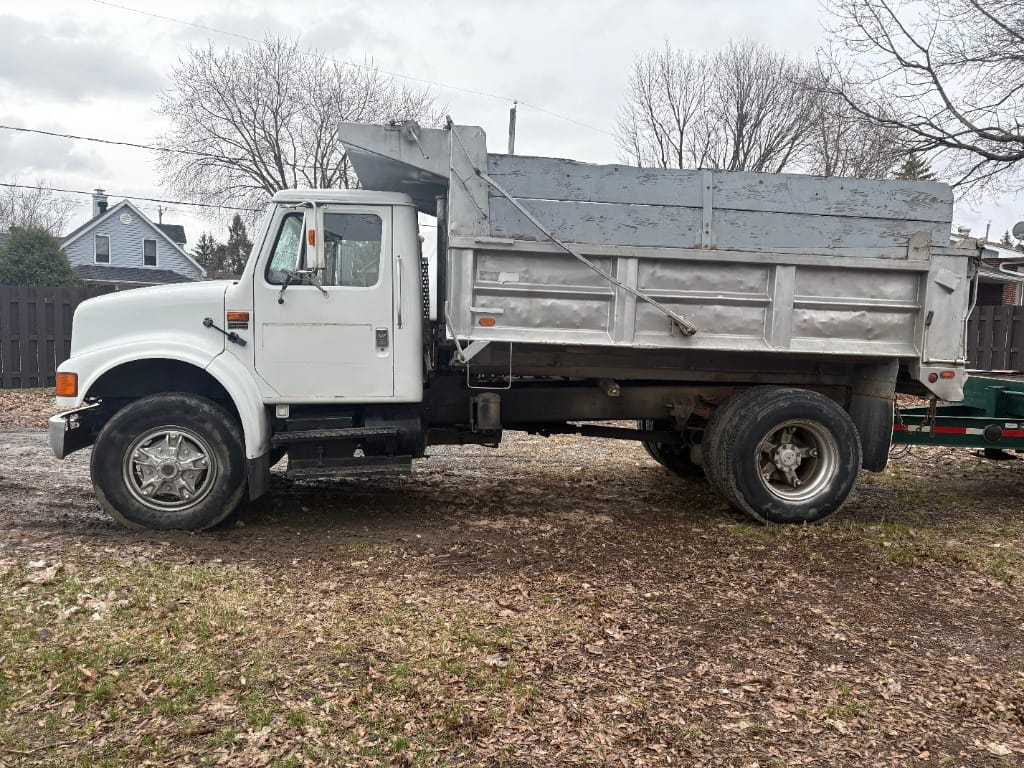 International 4900 1993