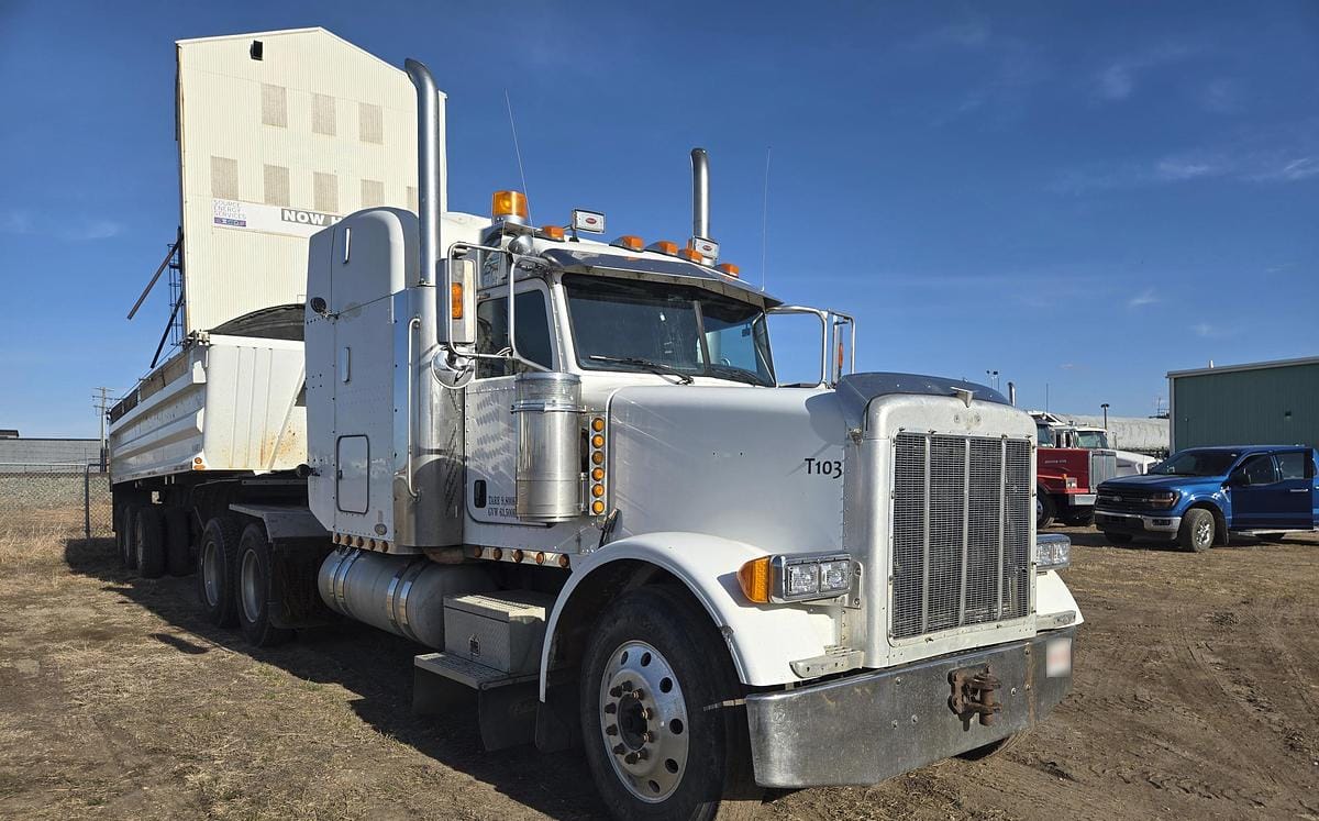 2005 Peterbilt 378 Sleeper Wet Kit Truck