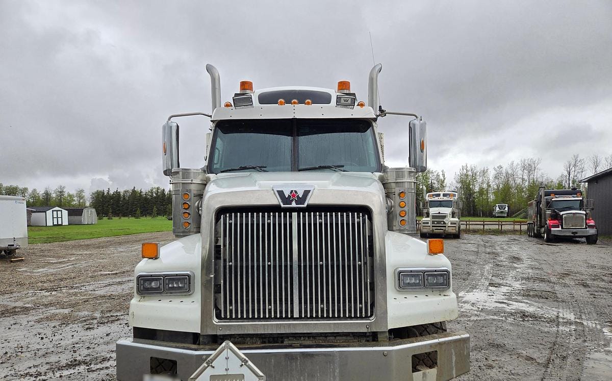 2011 Western Star 4900 Tri-Drive DOT Hydrovac