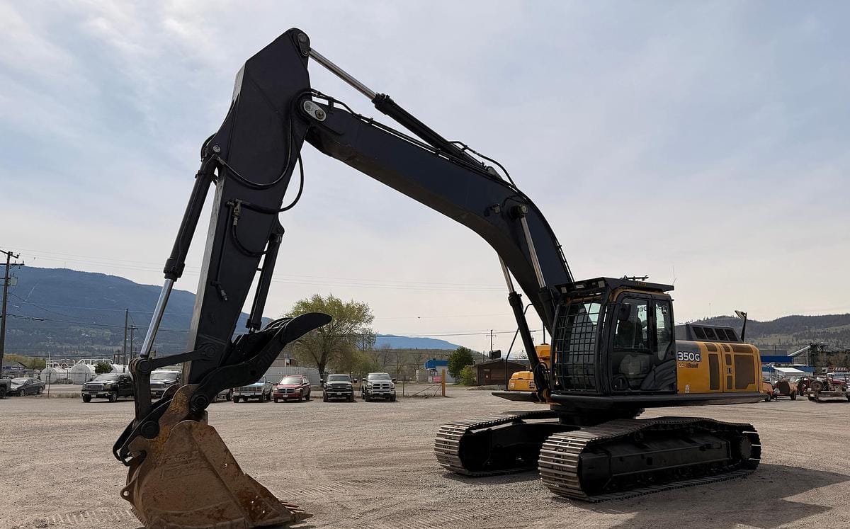 2015 John Deere 350G Hydraulic Excavator