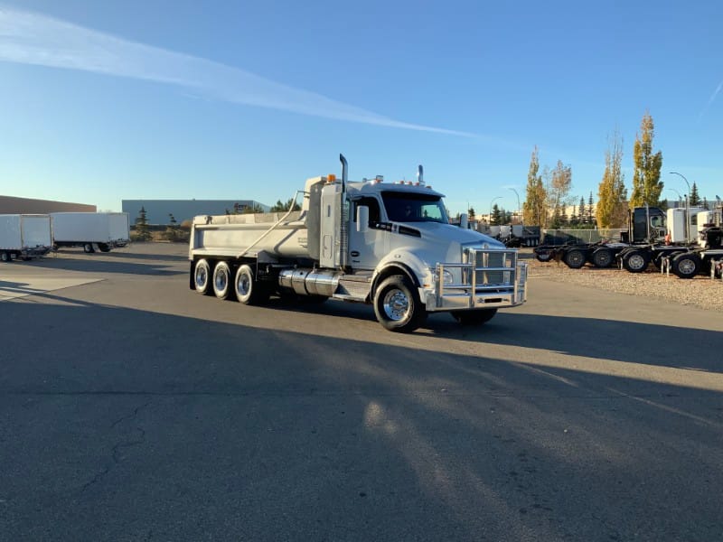 2022 Kenworth T880 8×6 Sleeper
