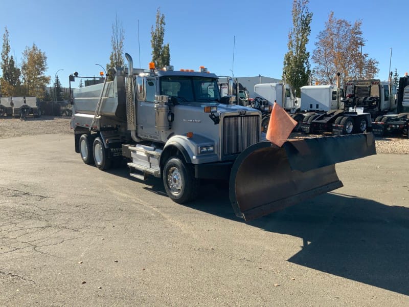 2015 Western Star 4900 SF
