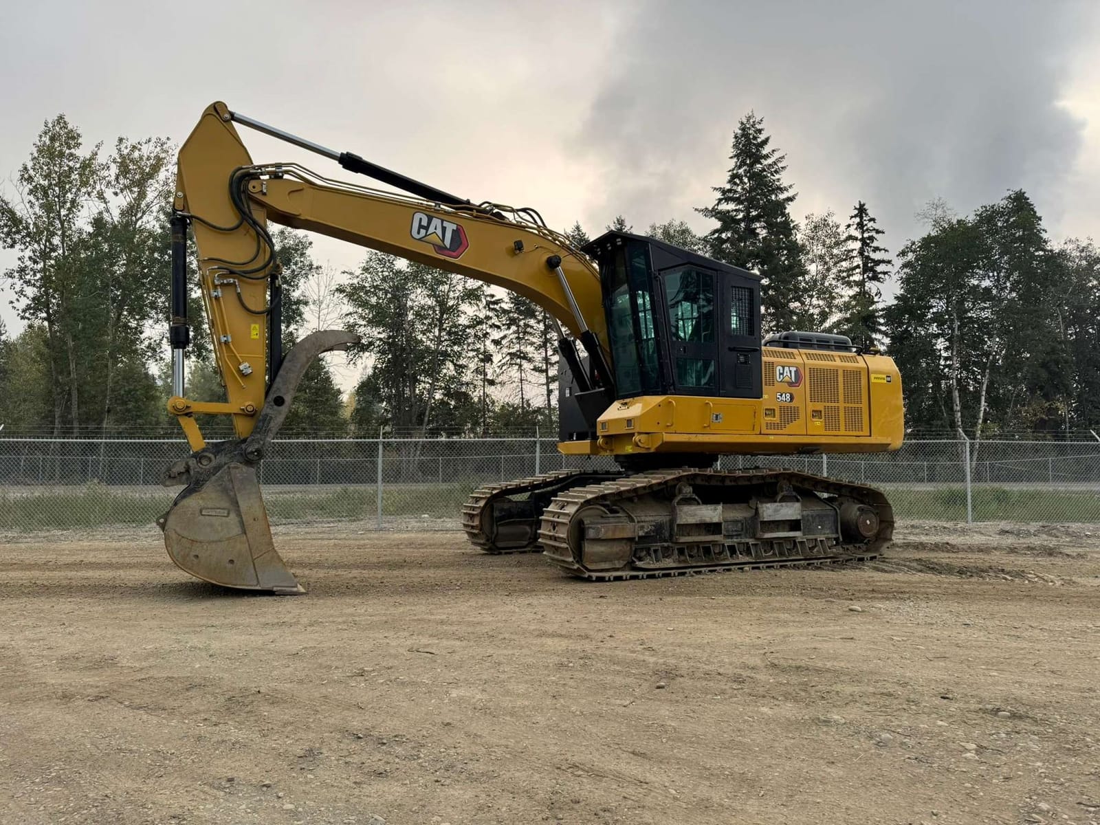2023 Caterpillar 548
