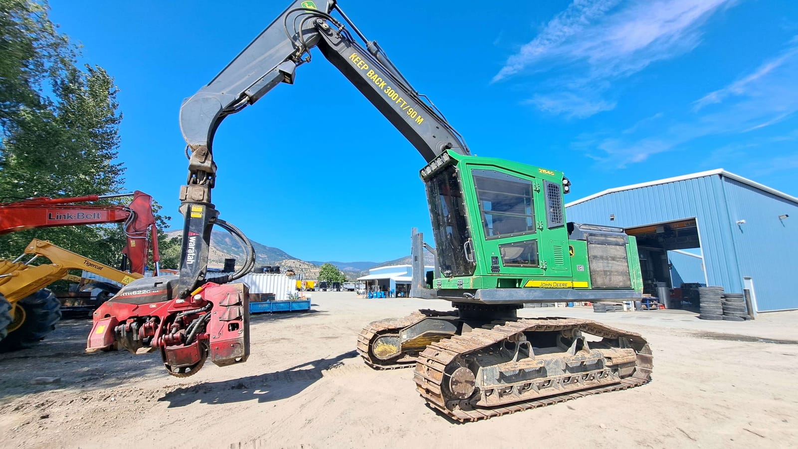 2017 John Deere 2154G