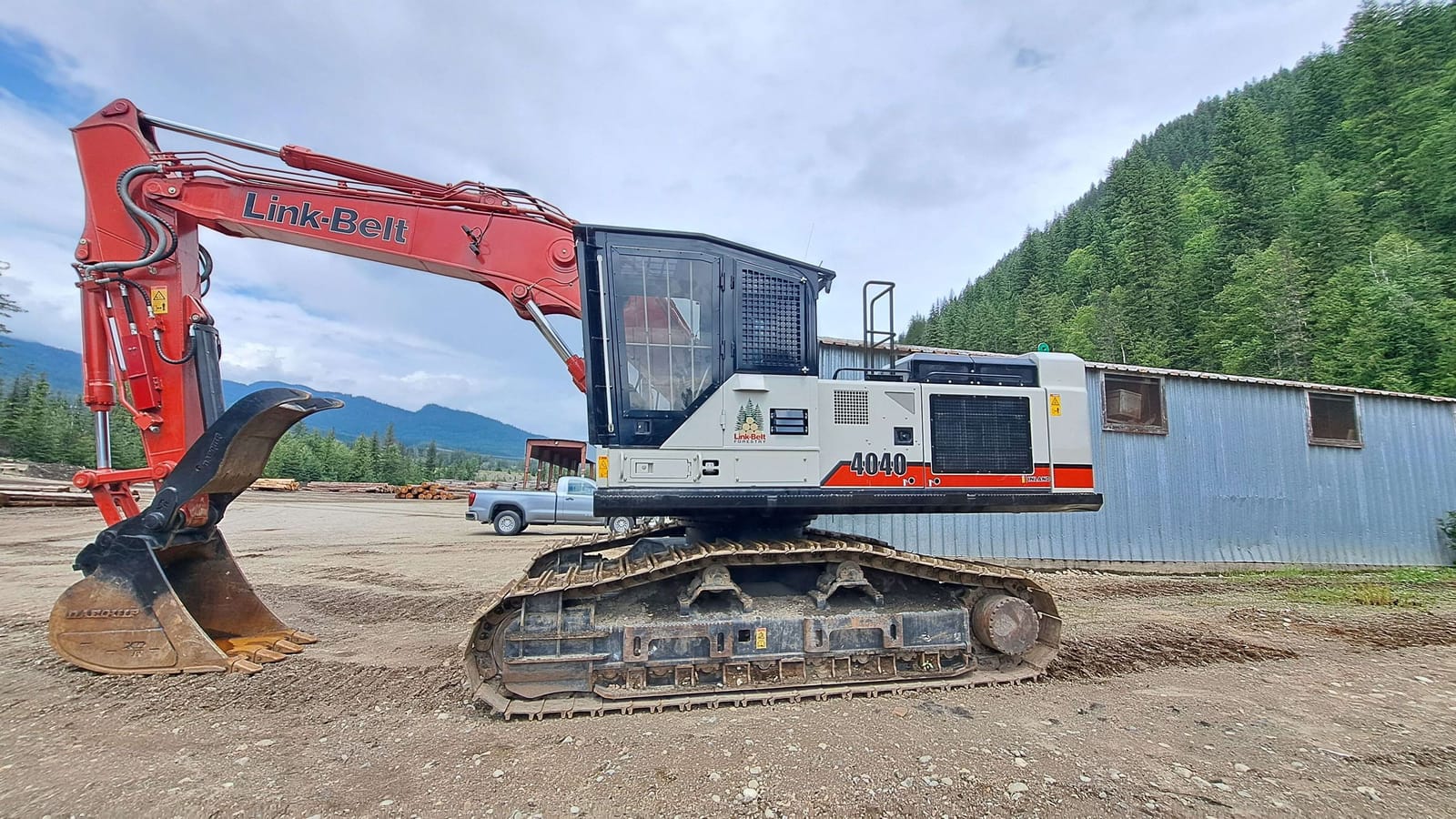 2023 Link-Belt 4040RBN