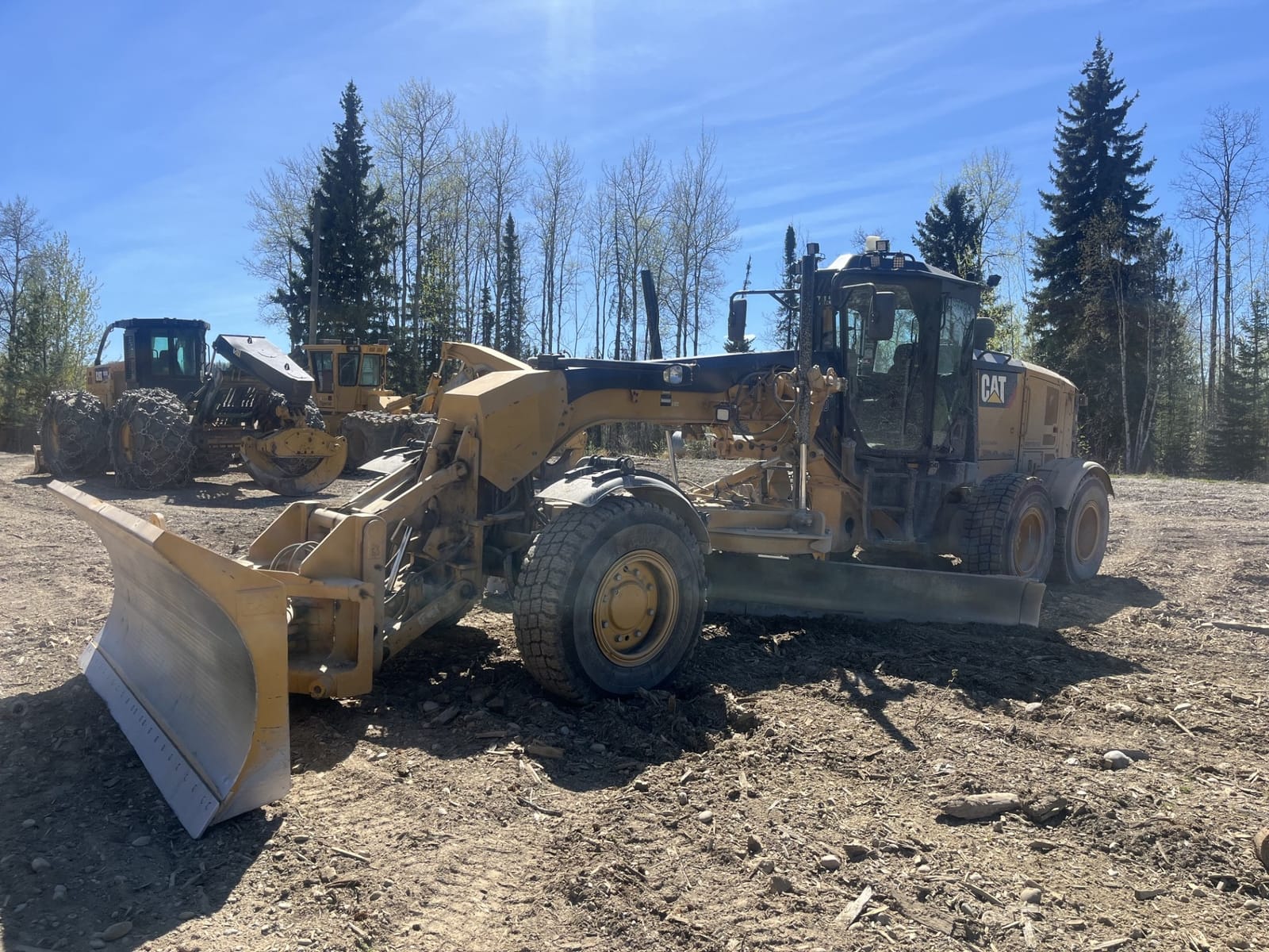 140M2 AWD - M9J00925