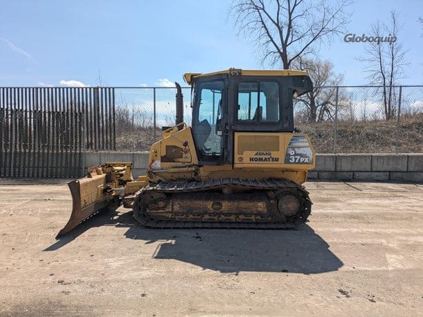 2009 KOMATSU D37PX-22