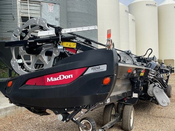 2022 MacDon FD240