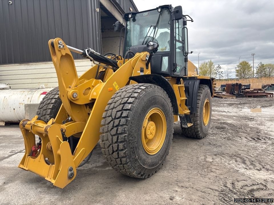 2026 CATERPILLAR 920 - 14