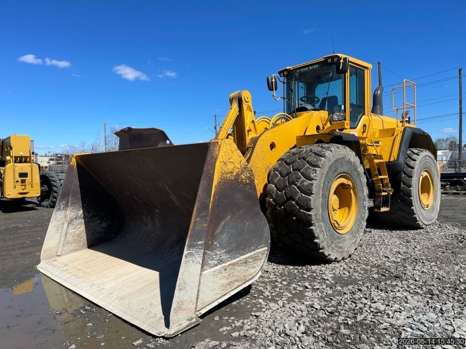 2012 VOLVO L220G