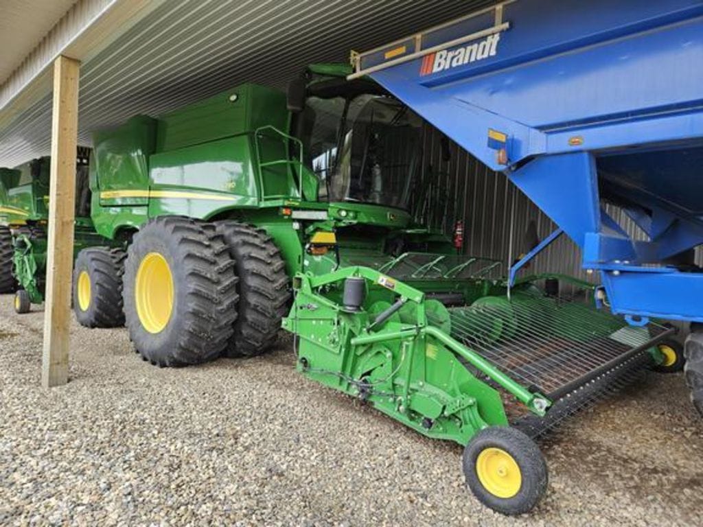 2023 John Deere S780