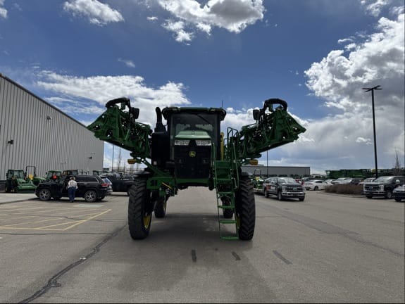 2025 John Deere 412R