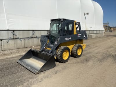 2022 John Deere 320G