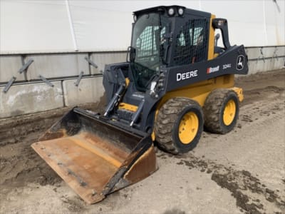 2025 John Deere 324G