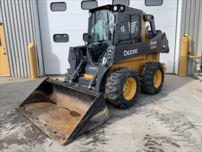 2025 John Deere 324G