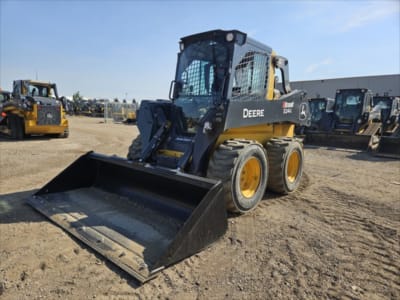 2023 John Deere 324G
