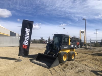 2023 John Deere 324G