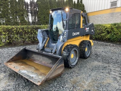 2023 John Deere 324G