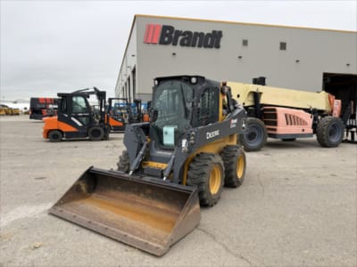 2023 John Deere 324G