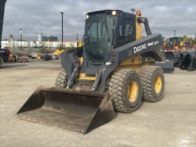 2018 John Deere 330G