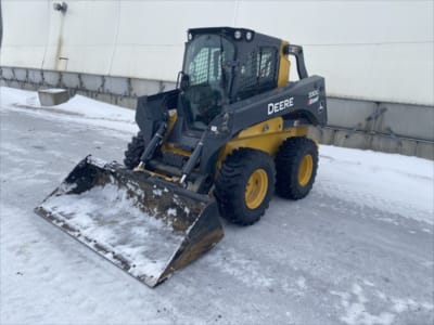 2018 John Deere 330G