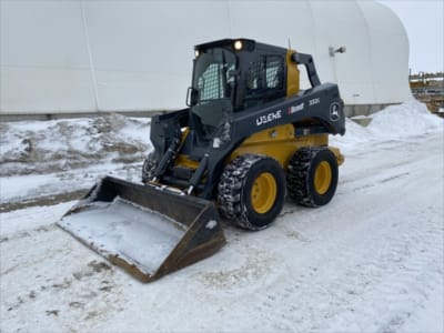 2023 John Deere 332G