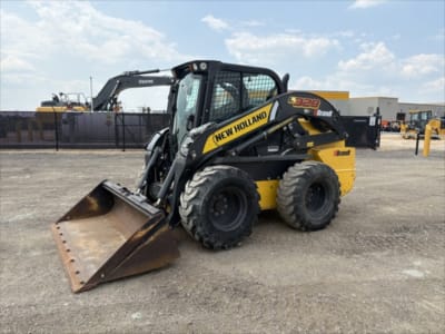 2022 New Holland L328
