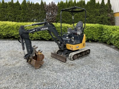 2019 John Deere 17G