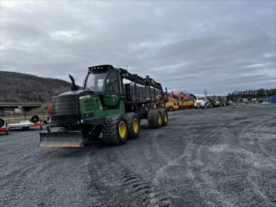 2018 John Deere 1210G