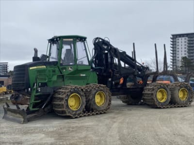 2019 John Deere 1210G