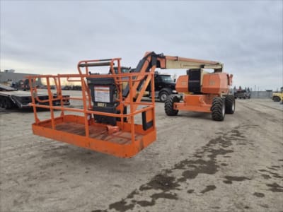 2018 JLG 800AJ