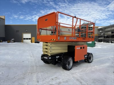 2024 JLG RT4069