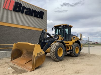2024 John Deere 544 P