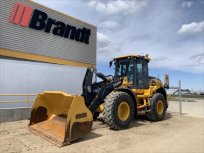 2025 John Deere 544 P