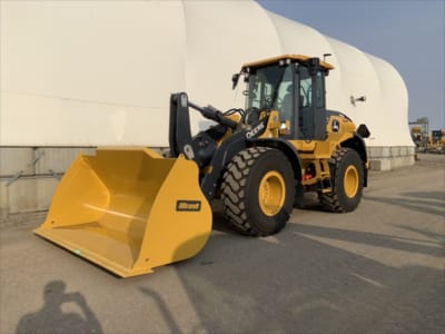 2024 John Deere 544 P