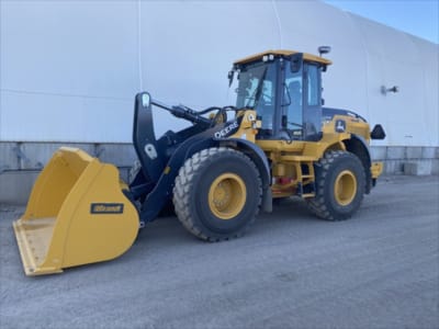 2024 John Deere 544 P