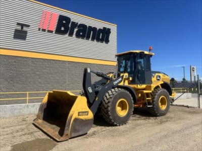 2023 John Deere 544 P