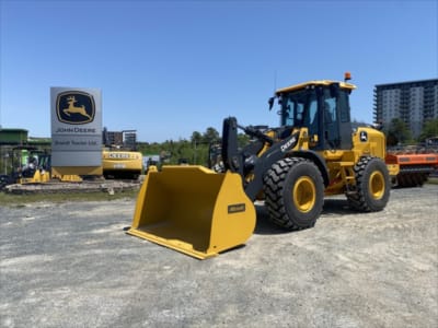 2023 John Deere 544 P