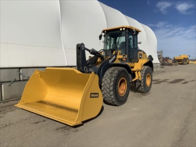 2022 John Deere 544 P