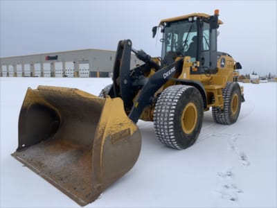 2022 John Deere 624 P