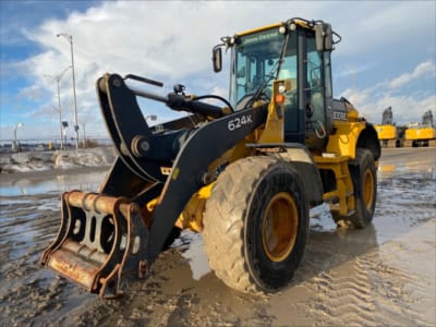 2015 John Deere 624K