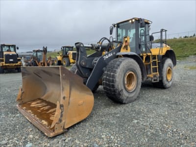 2018 John Deere 744K