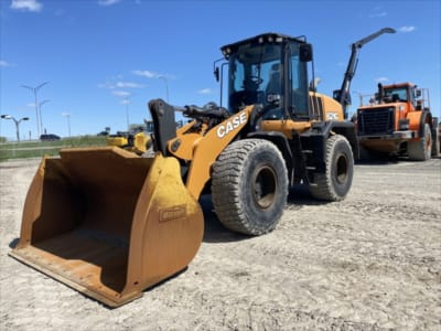 2022 Case 621G