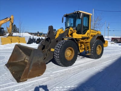 2010 Volvo L90F