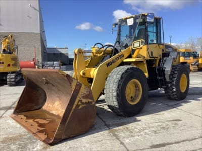 2005 Komatsu WA320-5