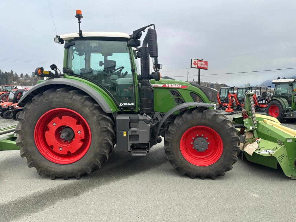 2023 Fendt 724 G6 Tractor