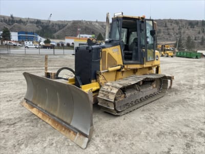 2006 John Deere 700J