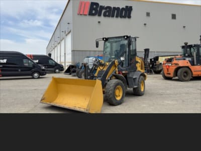 2022 John Deere 244L